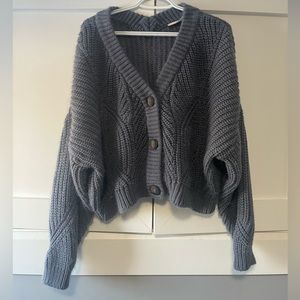 Chunky knitted button up